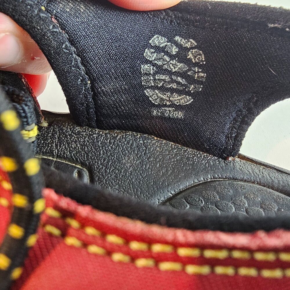KEEN Newport H2 Womens Approx Sz 9 Red Waterproof Sport Hiking Sandals Outdoor - Picture 8 of 12